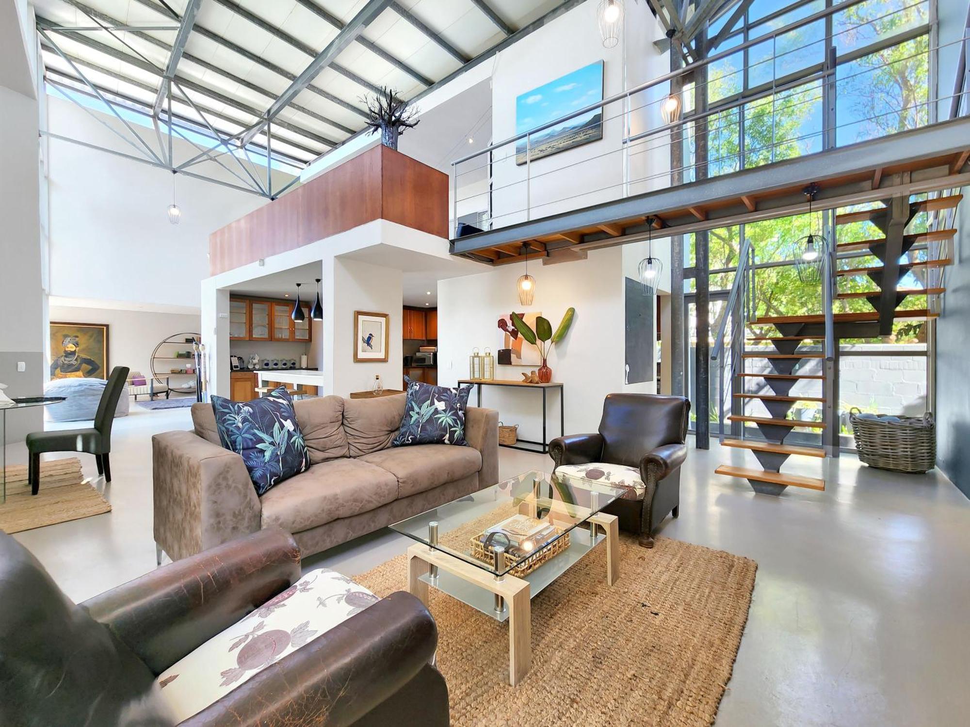 Cardita - 3 Bedroom Double Volume Dream